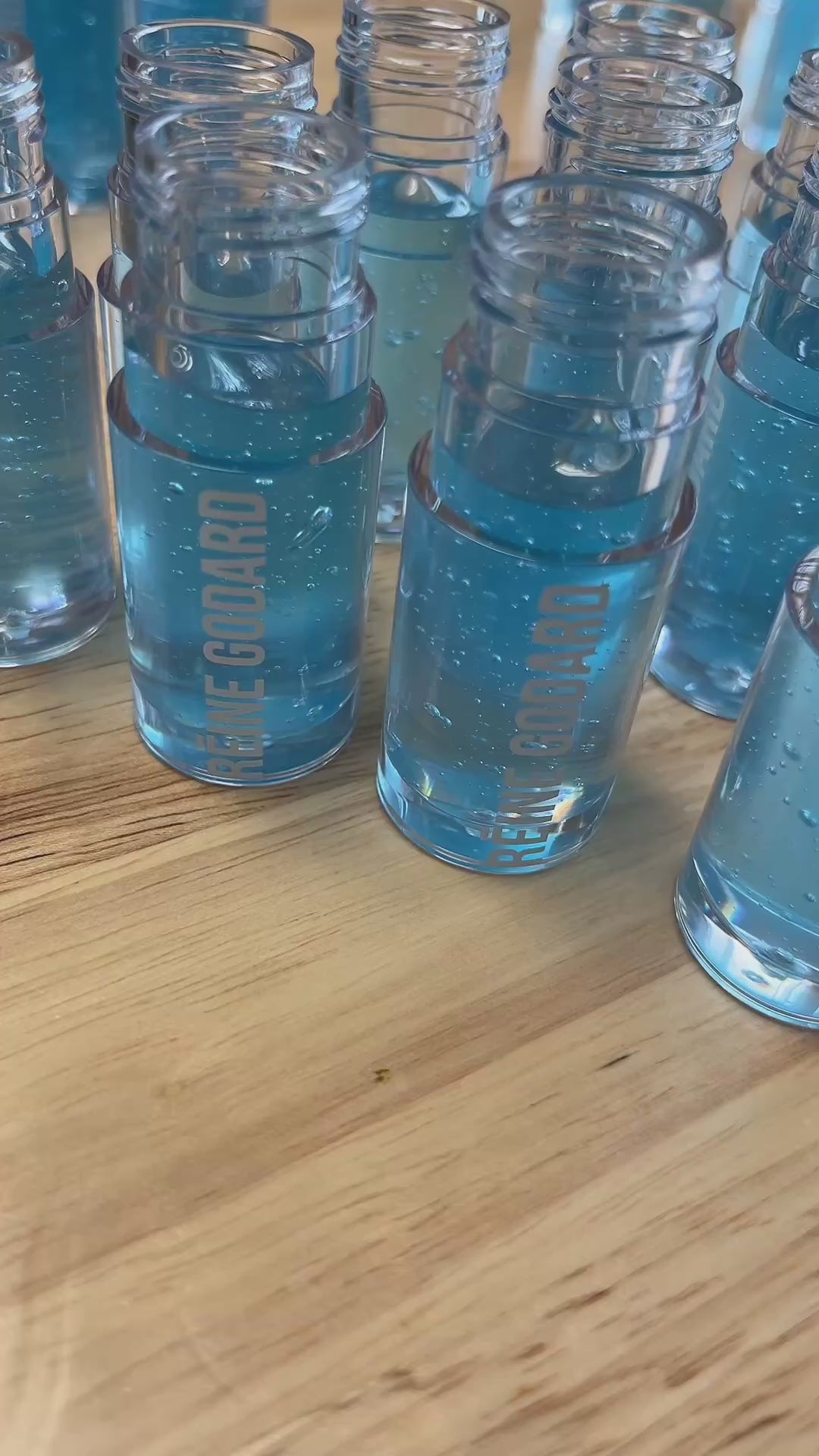 Load video: Cool Mint Plump
